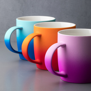 Taza de Cerámica con Degradado, Diseño Redondo Minimalista, Impresión Digital, Ecológica, Regalo Empresarial, Artículos Promocionales para Bebidas - Product Image 2