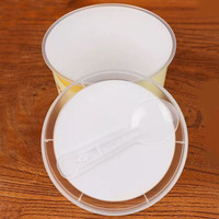 MOQ 500 sets de gobelets en plastique de 200 ml pour yaourt, crème glacée, mousse au chocolat, boîte à dessert avec couvercle et cuillère, et impression chinoise