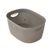 Panier tressé Belli E Forti M Taupe 370x280x180mm en PP, artisanal, empilable, minimaliste, fabriqué en Italie, pour rangement de linge