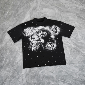 <span class=keywords><strong>T</strong></span>-<span class=keywords><strong>shirt</strong></span> da Uomo alla Moda Vintage Pesante Oversize con Grafica Personalizzata Strass Taglio Squadrato Corta Effetto Invecchiato - Product Image 1