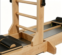 Lit à Échelle Pilates en Bois de Hêtre Double Rail Coulissant Multifonctionnel pour Yoga Gym et Sculpture du Corps