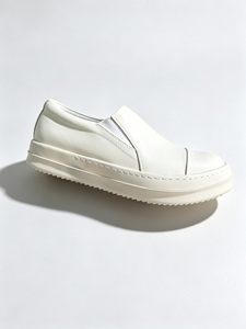 Chaussures à enfiler de style décontracté, dessus en cuir lisse, semelle en caoutchouc, polyvalentes pour un usage quotidien - Product Image 2
