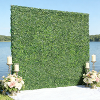Mur végétal artificiel en rouleau de 8 pieds x 8 pieds, décoration murale en herbe, toile de fond en herbe verte de haute qualité, mur de fleurs pour les événements, décoration de mariage