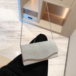RB29 pochette <span class=keywords><strong>de</strong></span> mariage <span class=keywords><strong>de</strong></span> haute qualité Banquet dames sacs à main pochette <span class=keywords><strong>de</strong></span> luxe sac <span class=keywords><strong>de</strong></span> <span class=keywords><strong>soirée</strong></span> pour les couples datant - Product Image 1