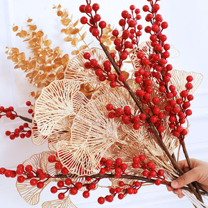 Tondo 2023 nouvel an feuille d'érable Ginkgo <span class=keywords><strong>houx</strong></span> <span class=keywords><strong>fleurs</strong></span> artificielles en plastique doré pour la décoration de noël de la maison - Product Image 2
