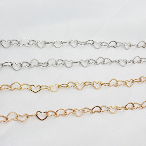 Chaîne à maillons en forme de cœur en laiton plaqué or 14 carats |   Design tendance en forme de cœur creux pour la création de bijoux personnalisés - Product Image 6