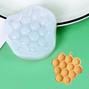 Moule à savon en silicone en forme de ruche, moule à savon en résine d'animaux mignons pour la fabrication de savon, fournitures de bricolage, cire fondue, gâteau de cire d'abeille, décoration artistique au chocolat - Product Image 2