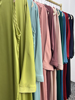 2023 Muslimische Mode Islamische Abaya Satin Falten Frauen Dubai Kleider Muslim 2PCS Set Open Abaya Mit Seiten taschen YLR582