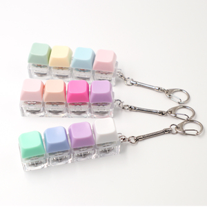 Llavero con interruptor de teclado mecánico, luz LED, juguete antiestrés, llavero para aliviar el estrés, ¡muy vendido! - Product Image 4