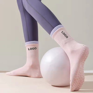 For Wholesale High Quality Fashion Design Crew Print <b>Socks</b> – Eco-Friendly Sport Men Running Anti Slip Custom <b>Socks</b> - Product Image 3