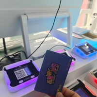 Stasiun Pembaca Kartu Taman Hiburan Terminal Isi Ulang Kartu WiFi untuk Platform Manajemen Sistem Kartu Token Arcade