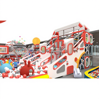 Aire de jeux intérieure Aoleao sur le thème de la course automobile, avec karting, piscine à balles, toboggan, mur d'escalade et jeux de rôle pour enfants, certifiée CE TUV CPC