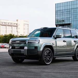 Equation Leopard 8 2025 Intelligent Brave Edición de lujo 6 plazas 2,0 T 272 caballos de fuerza L4 PHEV Nuevos coches híbridos - Product Image 5