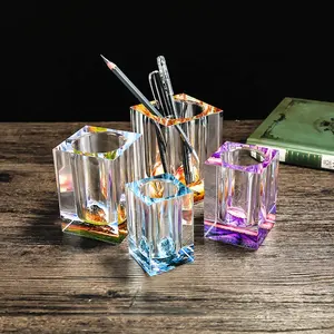 Portapenne personalizzato in cristallo per regali da ufficio - Product Image 1