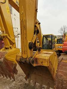 Excavatrice sur chenilles Komatsu PC300 LC-7 jaune, hydraulique, de construction, 30 tonnes, équipée d'un attache rapide - Product Image 3