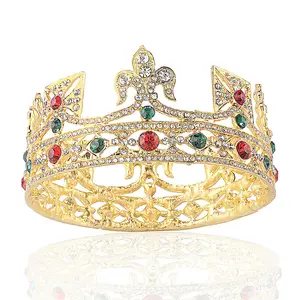 Золотая корона в стиле барокко