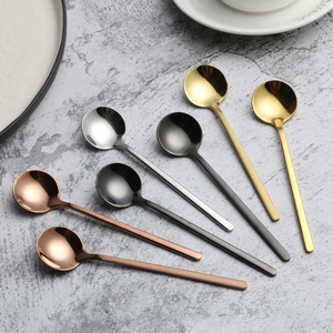 Cucchiaio da <span class=keywords><strong>Caffè</strong></span> e Tè dal Design Innovativo a Forma di Cuore in Acciaio Inossidabile per Dessert, Yogurt e Insalata - Product Image 3