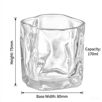 Vente en gros de gobelets en verre transparent de 170 ml, style Ins, pour la maison, le restaurant, gobelet irrégulier pour latte glacé, gobelet à jus, gobelet à eau froide