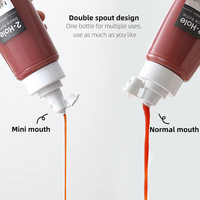 Échantillon gratuit DAinty bouteille à presser de condiment mesurée à double bouche bouteille à eau de sauce de cuisine en plastique avec emballage gradué