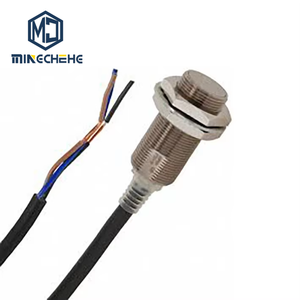 เซ็นเซอร์ความใกล้ชิด E2E-X1R5Y2-Z E2E-X2Y2-Z E2E-X5Y2-Z M12 M18 M30อุปนัย DC 2สาย - Product Image 1