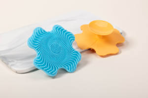 2025 Nuevo cepillo facial <span class=keywords><strong>de</strong></span> silicona con forma <span class=keywords><strong>de</strong></span> trébol <span class=keywords><strong>de</strong></span> <span class=keywords><strong>cuatro</strong></span> <span class=keywords><strong>hojas</strong></span> Cepillo facial compacto y fácil <span class=keywords><strong>de</strong></span> sostener con succión - Product Image 5