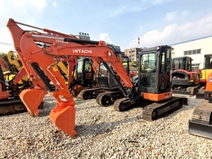 Excavatrices Hitachi ZX50 d'occasion, fabriquées au Japon, 5 tonnes, sur chenilles, avec accessoire de pelle et godet d'excavatrice - Product Image 2