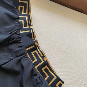 Pantalones Cortos Deportivos Casuales de Alta Gama para Hombre, Logotipo Personalizado, Cierre Elástico en la Cintura, Estilo Tejido de Alta Calidad - Product Image 2