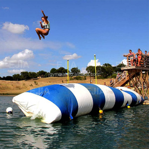 China Opblaasbare Water Games Jump Water Blob Voor Water Park Opblaasbare Springen Kussen