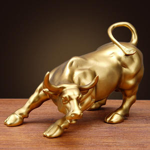 Wall Street Ganado Cobre Buey Escultura Toro Estatua Carga Stock Mercado Vaca Estatua Decoración para el hogar Regalo Knick-Knacks - Product Image 1
