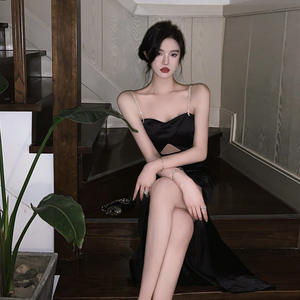 Hepburn Senior <span class=keywords><strong>sensuale</strong></span> abito <span class=keywords><strong>nero</strong></span> senza schienale con bretelle estivo abito da sera - Product Image 2