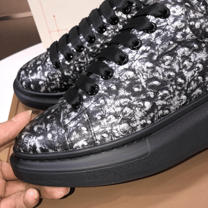 Alexander Fashionable and trendy high-quality crocodile pattern embossed shoe upper Mc luxurious appearance sports shoes Queen - Product Image 4