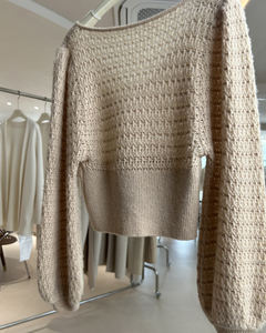 Pull en laine/cachemire chic pour femme, col en V, tricoté à l'ordinateur, respirant, style décontracté sans effort, anti-froissement, logo sur le devant - Product Image 6