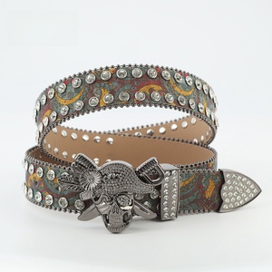 Venta al por mayor Vintage Punk estilo <span class=keywords><strong>Simon</strong></span> Diamante tachonado cinturón de gran tamaño cráneo hebilla con brillantes diamantes de imitación Bling estilo vaquera - Product Image 4