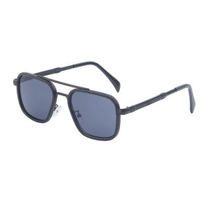 Lunettes de soleil carrées personnalisées de style européen et américain pour hommes, monture en métal à double pont, monture noire, verres PC, protection UV400 - Product Image 4