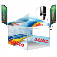 Drapeau publicitaire portable double usage en polyester avec mât en fibre de verre, idéal pour la plage et l'extérieur