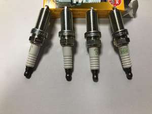 EMBALLAGE ÉLECTRONIQUE - 4 pièces par emballage - Convient pour la bougie d'allumage NGK Platinum pour <span class=keywords><strong>Chrysler</strong></span> <span class=keywords><strong>300C</strong></span> (CKD) LZTR5AGP - Product Image 2