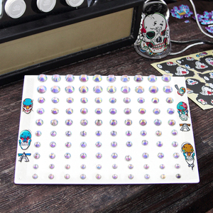 Thân Thiện Với Môi Cơ Thể Tạm Thời Và Khuôn Mặt Gel Dán Kim Cương Đầy Màu Sắc Rhinestone Thiết Kế Hình Xăm - Product Image 2