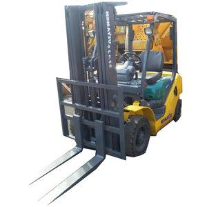 Komatsu-Carretilla elevadora de bajo consumo de combustible, con motor de marca famosa, a la venta, producto de segunda mano - Product Image 1