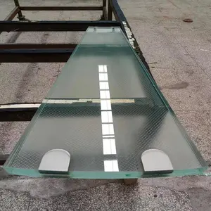 Partner Glass Tamaño personalizado Estructura de patrón laminado templado Muestra gratis Vidrio antideslizante para suelo de pasarela