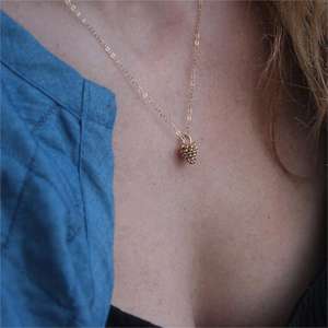 Collar de Piña, Lindo Collar de Ardilla, Joyería de Bellota, Acero Inoxidable 316L, Chapado en Oro de 18k, Collar de Piña - Product Image 5