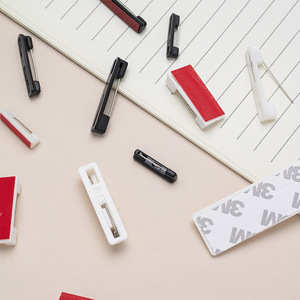 Hudie LYP0227 - Pin de Seguridad de Plástico Blanco, Porta Credencial, Broche Simple, Base para Insignia, Hecho en Zhejiang, China - Product Image 3