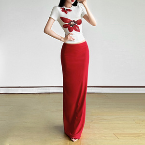 New Women's Solid-Color Slim-Fit Crew Neck Short Sleeve Fashionable High-Waisted Skirt Casual 2-Piece <b>Set</b> Fashion - Product Image 3