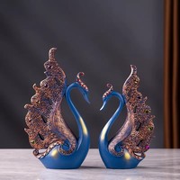 Ornements de cygne abstraits Art Déco en résine Johnson Lee haut de gamme de luxe pour armoires à vin, salon, bureau et maison