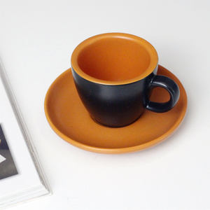 Tazza e Piattino in Ceramica Bicolore Personalizzati per <span class=keywords><strong>Caffè</strong></span> Espresso, Tazza in Porcellana Italiana con Logo Personalizzato per Caffetterie - Product Image 1