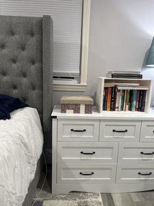 Cómoda de 7 Cajones para Dormitorio, Moderna Cómoda de Madera con Tiradores Metálicos, Diseño Anti-Vuelco - Product Image 5