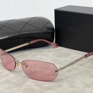แว่นกันแดดทรงสี่เหลี่ยมเล็กแฟชั่นหรูหราปี 2026 สไตล์เรโทร  รับทำโลโก้ ป้องกันรังสียูวี 400 สำหรับผู้ชายและผู้หญิง - Product Image 3