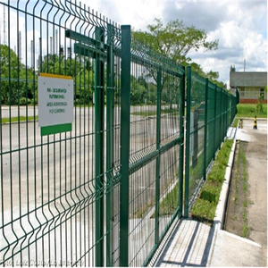 Clôture Courbe 3D Sécurisée à Installation Facile, Galvanisée et Revêtue de PVC pour Jardin et Ferme - Product Image 2