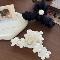 Pince à cheveux tendance avec broderie florale, pince à cheveux personnalisée en acétate pour femme