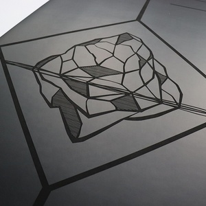 เสื่อโยคะ Bstar 4 มม. คุณภาพสูง ผลิตจากยางพาราธรรมชาติสีดำ ย่อยสลายได้ เป็นมิตรต่อสิ่งแวดล้อม ขนาด 183 ซม. กันน้ำ กันลื่น พร้อมสายสะพาย - Product Image 3