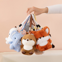 Porte-clés en peluche éléphant adorable de 15 cm / Jouet doux et parfumé, poupées compagnonnes dans différents styles, cadeau d'anniversaire pour garçons et filles